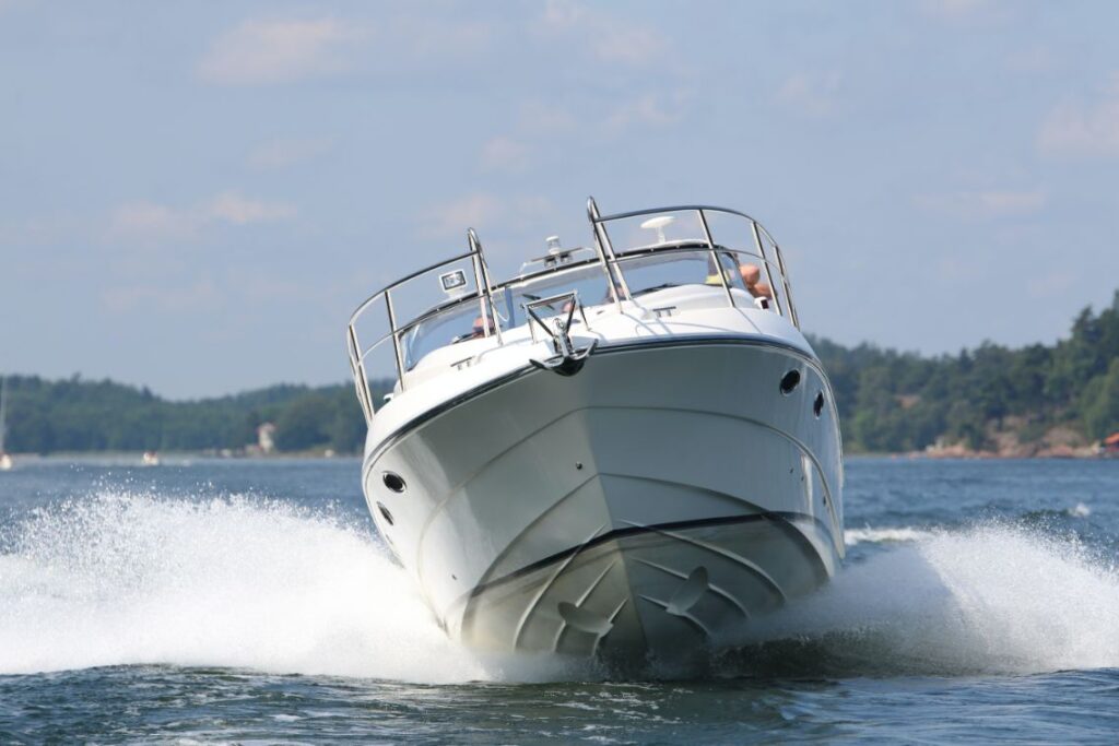 how much does speed boat cost