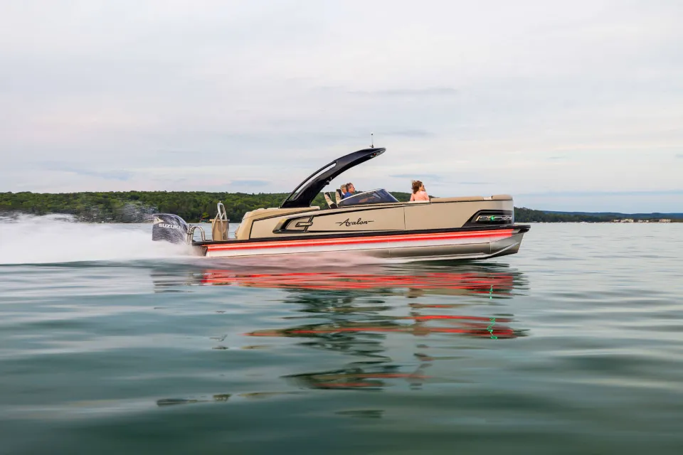 How Much Gas Does a Pontoon Boat Use? Full Guide